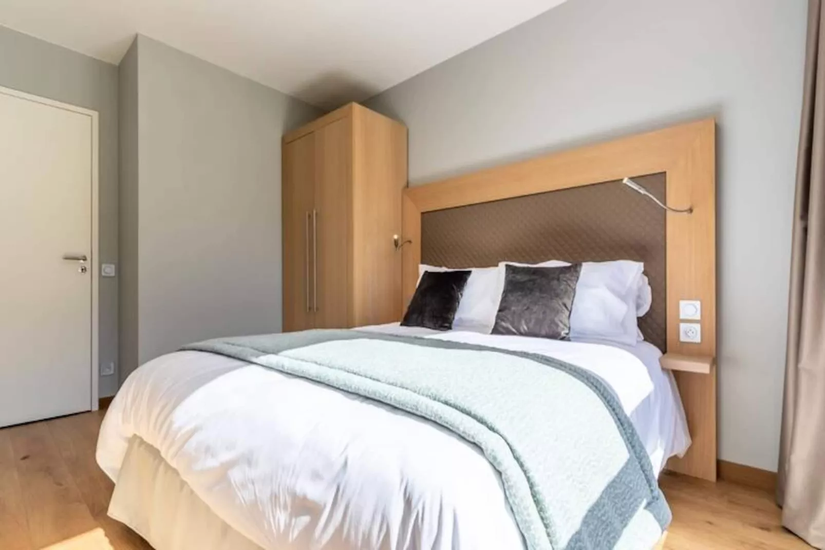 Résidence Les Monarques-Niet-getagd