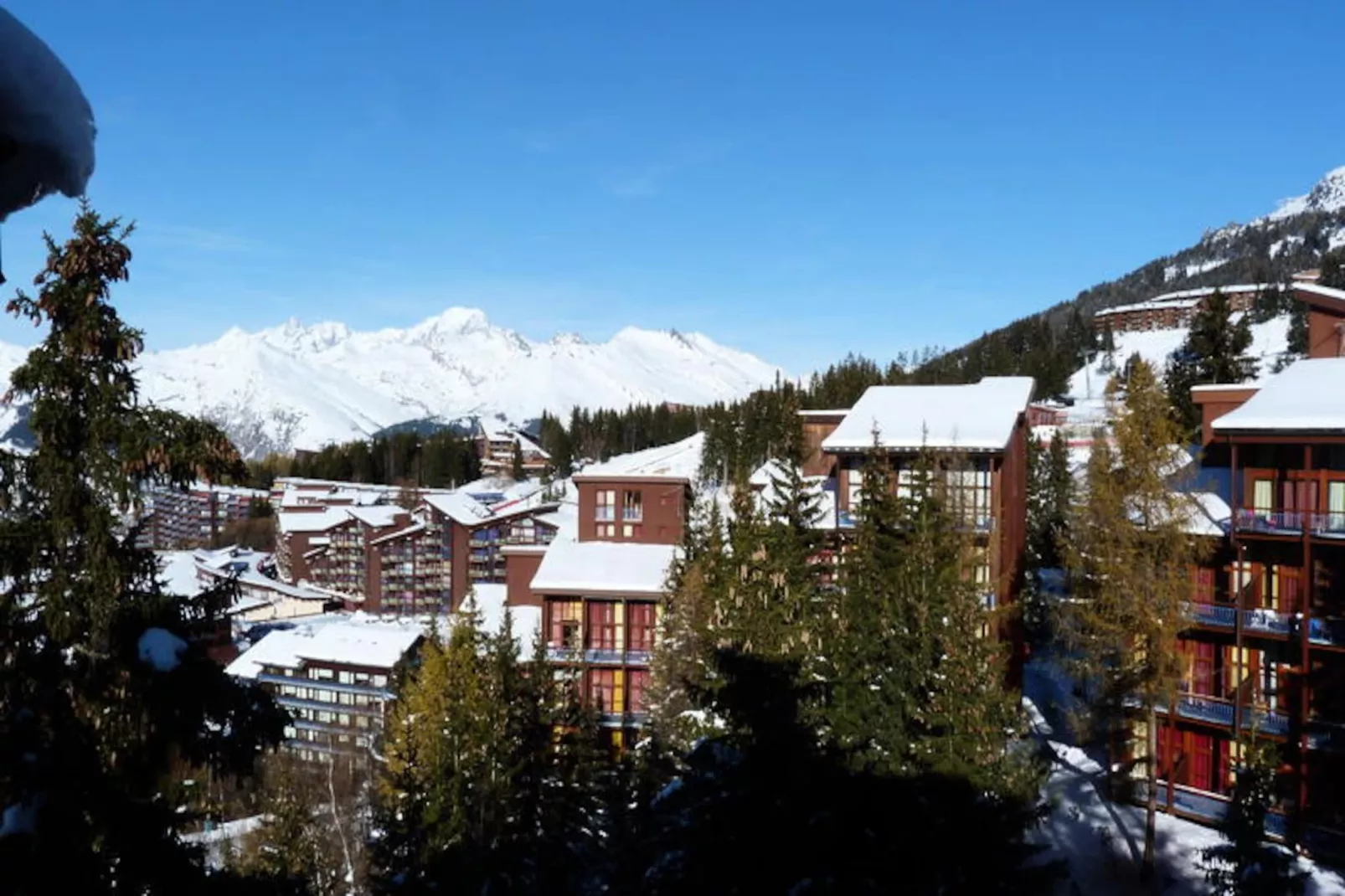 Résidence Archeboc-Niet-getagd