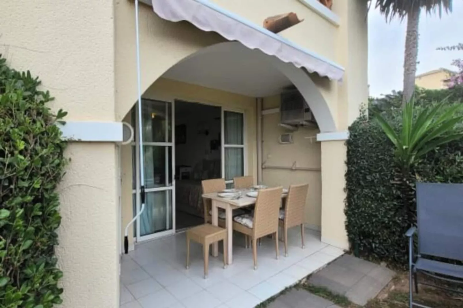 Cap Esterel En Famille - 2pièces Vue Mer Jardin Piscine Clim Parking Inclus-Niet-getagd