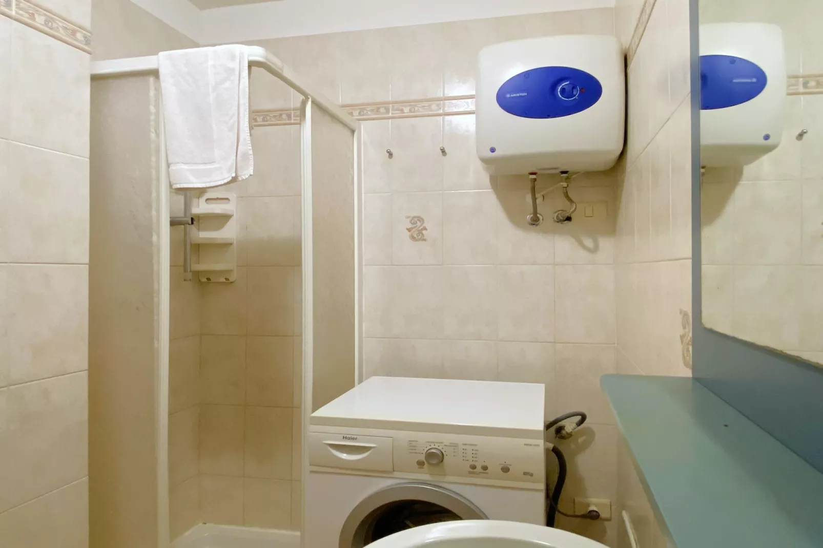 PR Trilo 5 VP-Badkamer