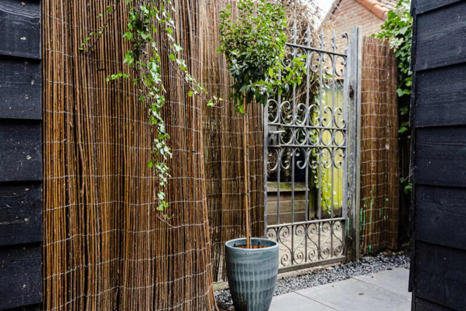 The Garden Suite-Niet-getagd