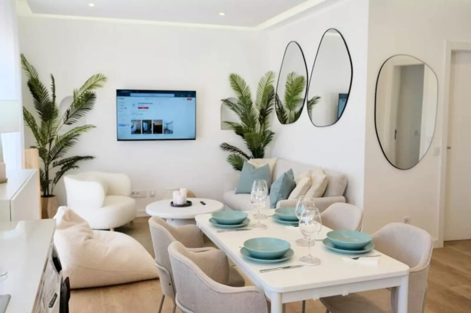 City Centre Ocean View Apartment-Niet-getagd