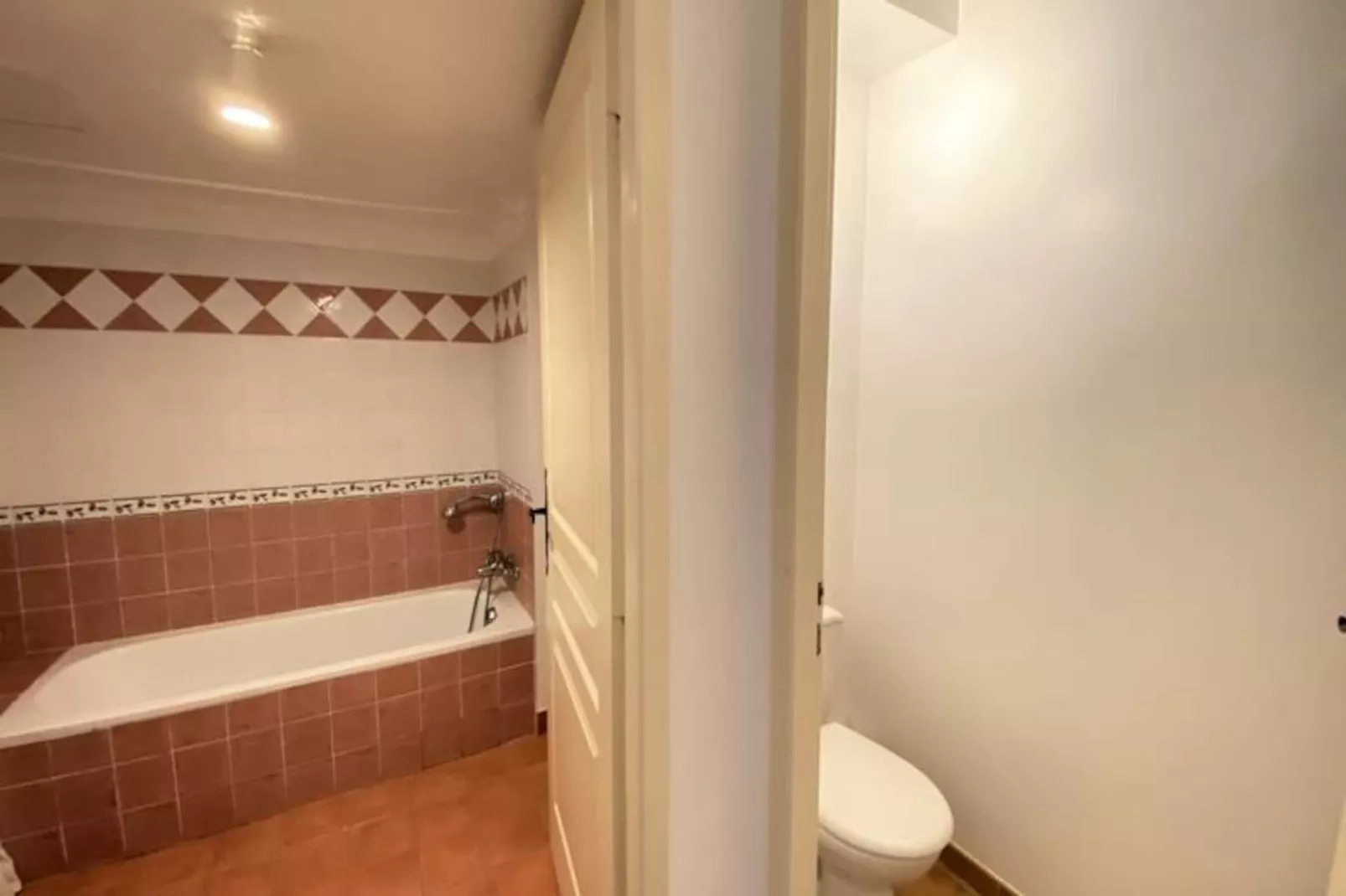 04b7 : Beau T3 Au Coeur Des Lavandes - Piscine-Niet-getagd