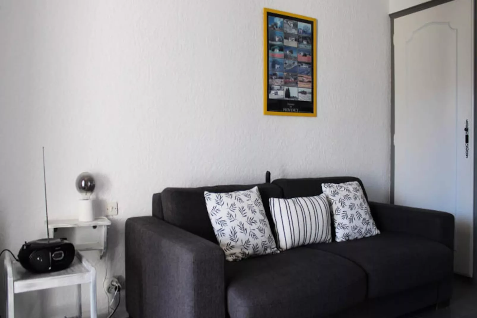 Studio à Mollans sur Ouvèze-Niet-getagd