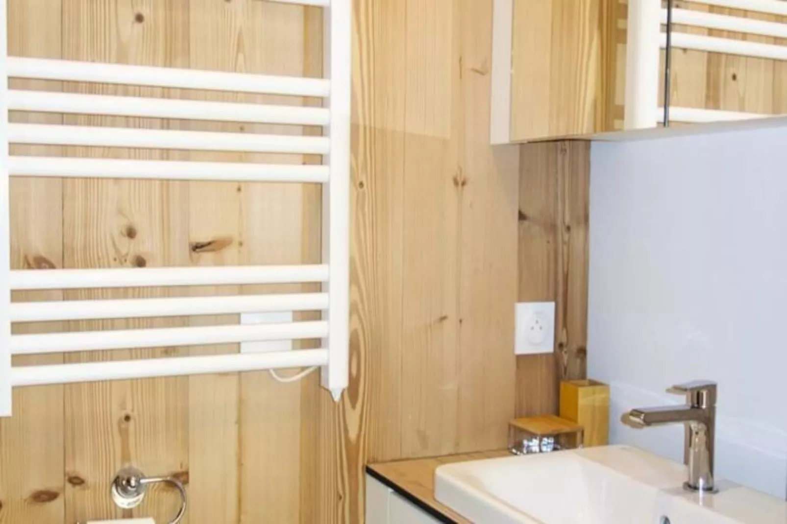 Résidence Vanessa-Niet-getagd