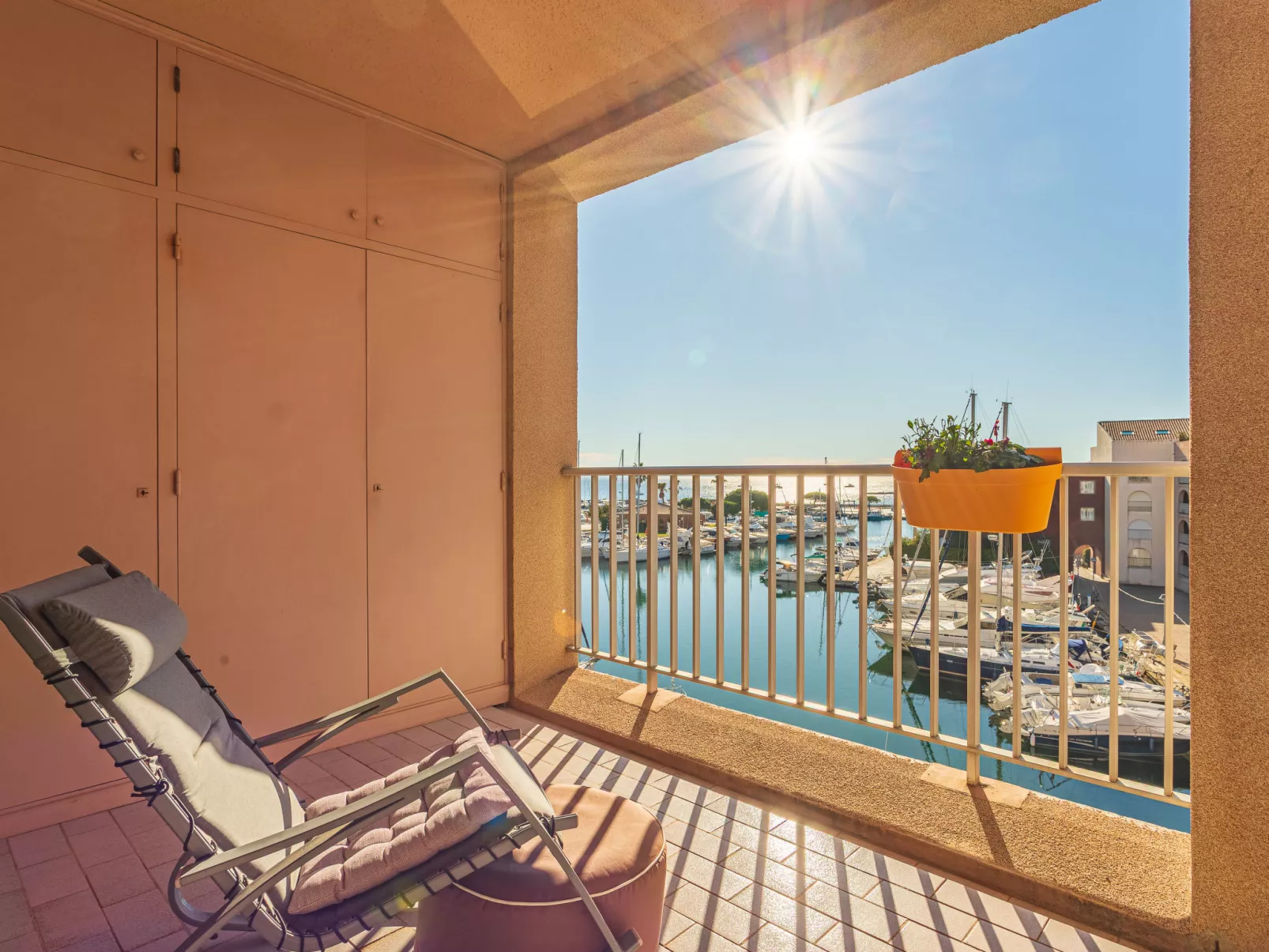 Port de la Gavine I-Buiten