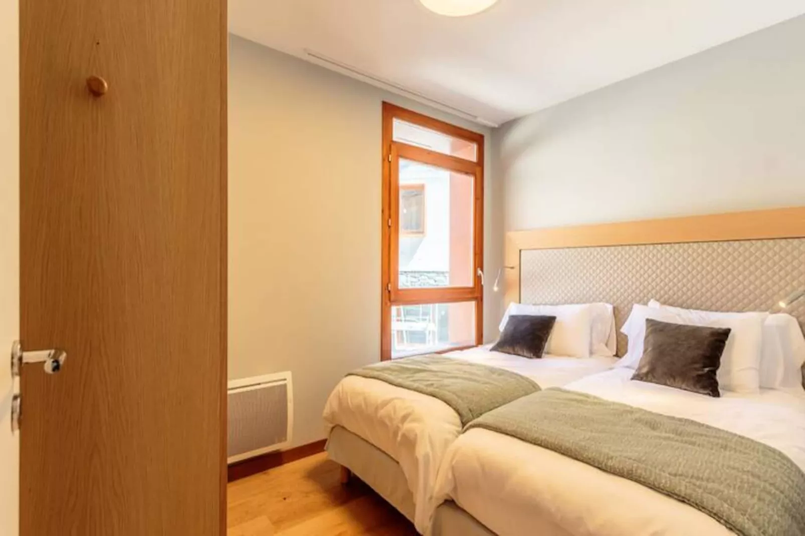 Résidence Les Monarques-Niet-getagd