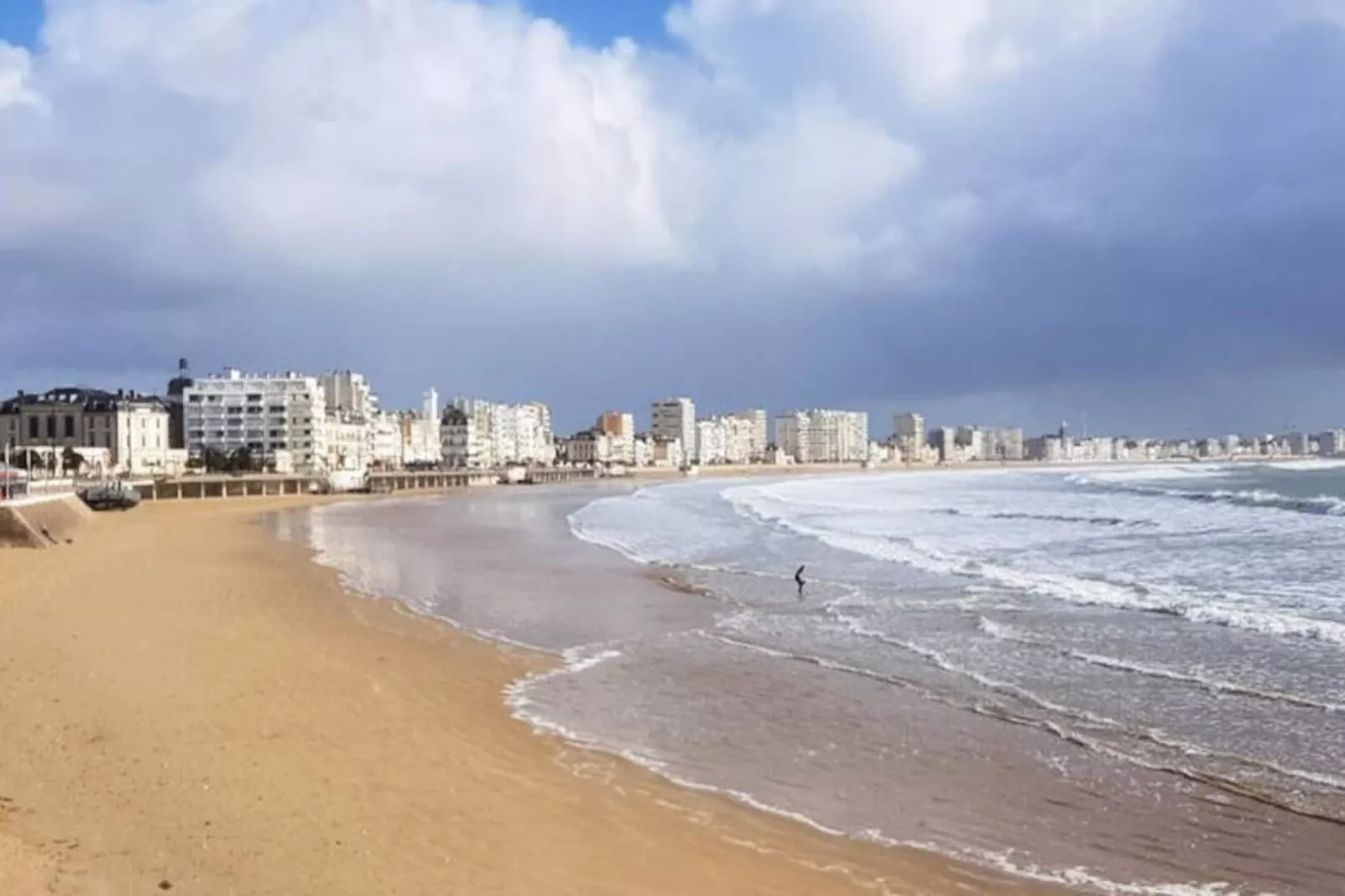 Appartements à Les Sables d'Olonne-Niet-getagd
