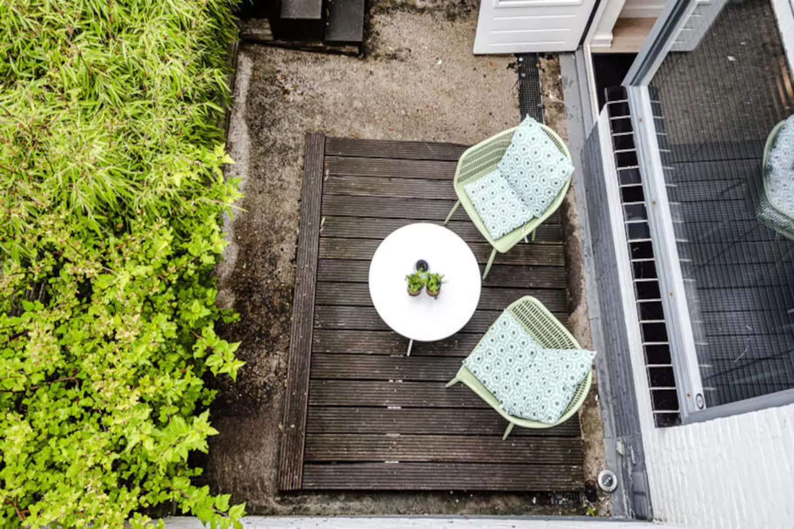 Summer House - Souterrain-Niet-getagd