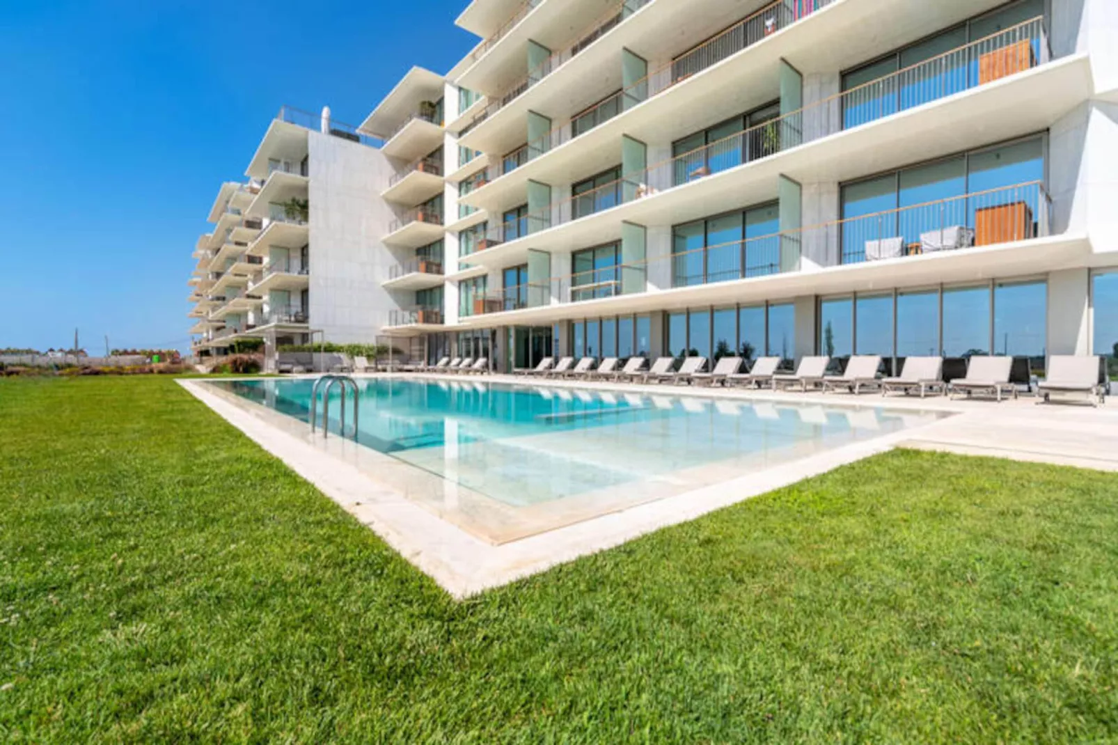 Bayline - Dinas Apartment-Niet-getagd