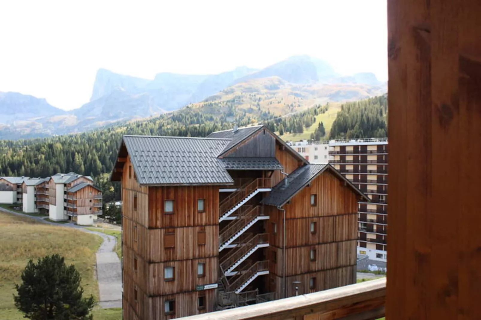 Les Chalets De Superd Heliantheme-Niet-getagd