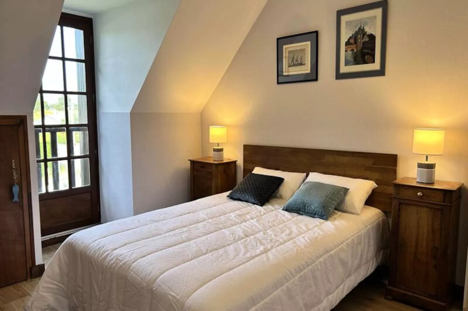 Résidence Les Hôpitaux-Niet-getagd