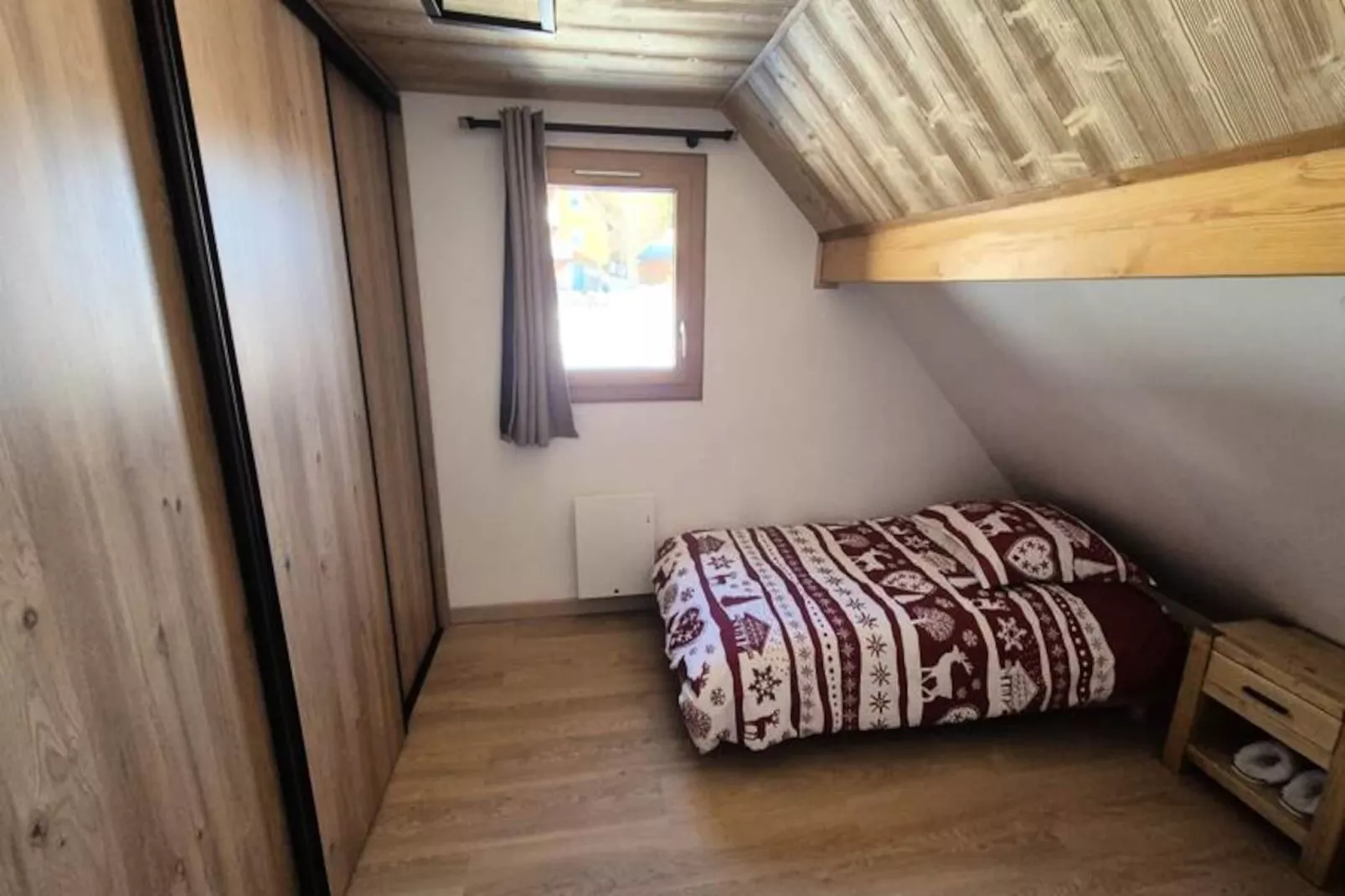 Chalet Nordique Pour 6 Personnes à La Féclaz - Piscine été-Niet-getagd