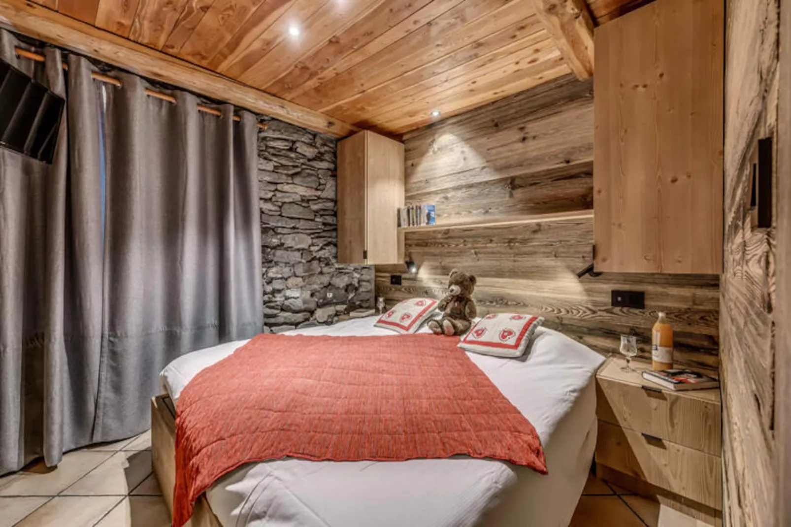 Chalet Les Champs Du Pont-Niet-getagd