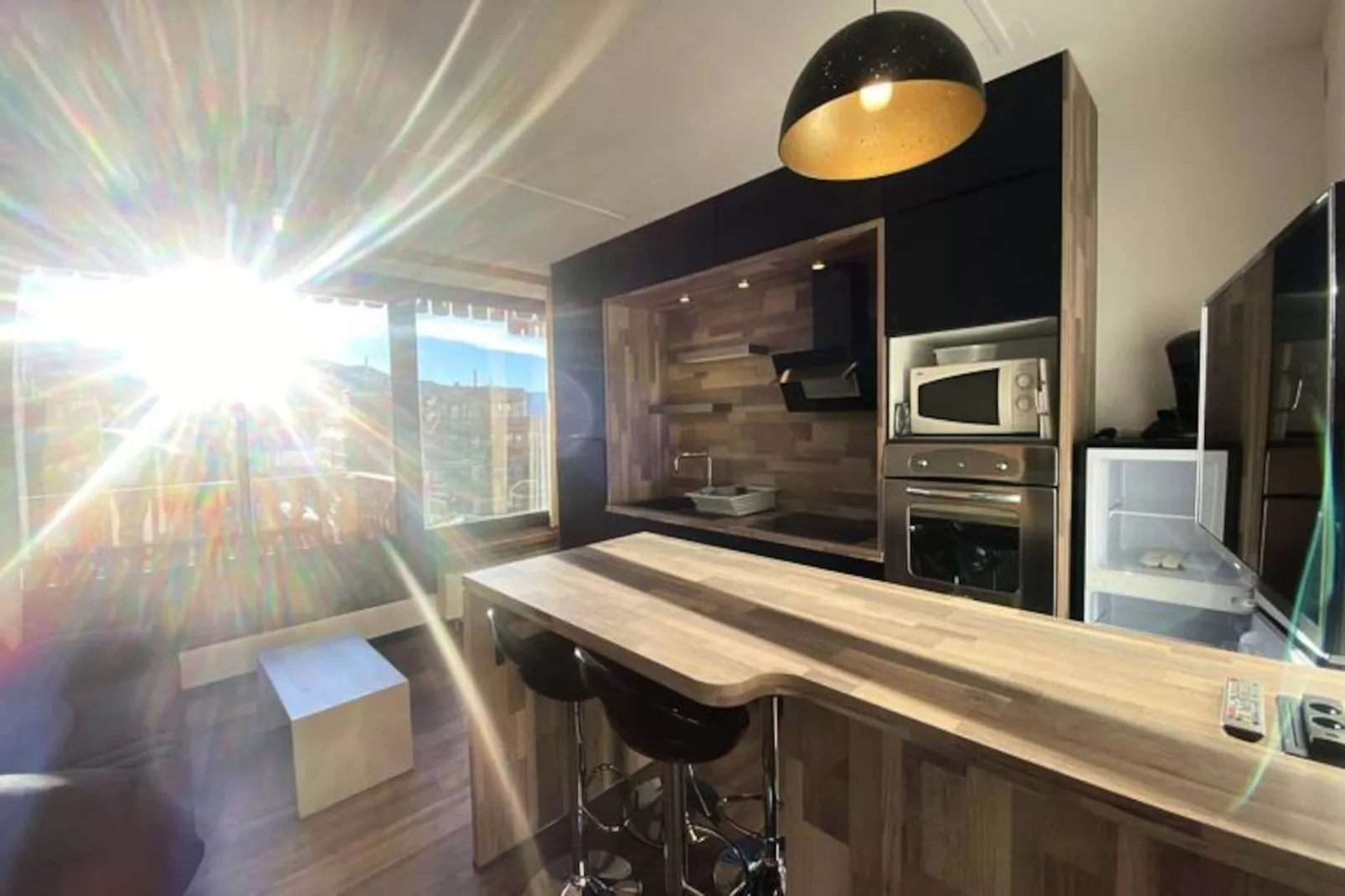 Résidence Neves-Niet-getagd