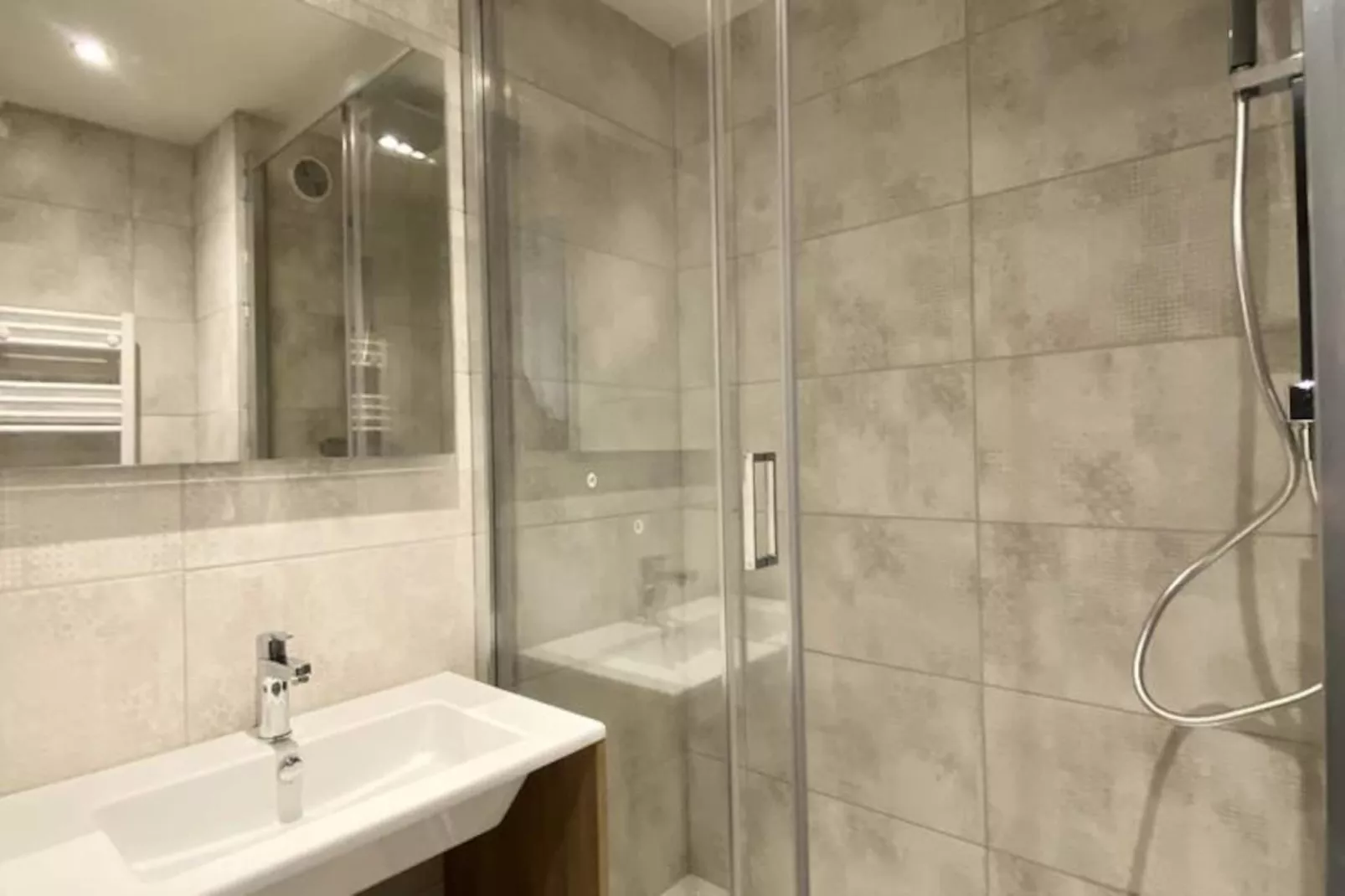 Résidence Joker-Niet-getagd