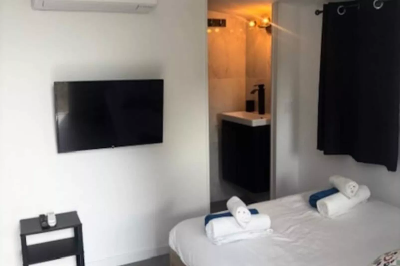 Universo - Piscine Priv&eacute;e Et Grand Jardin-Niet-getagd