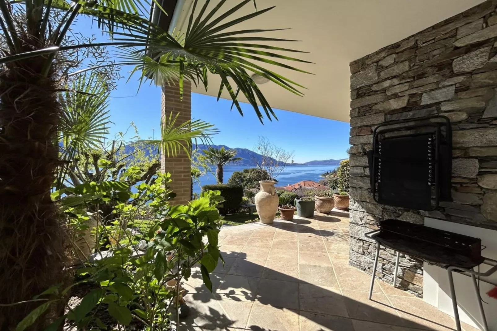 Villa Gonte Sei-Terrasbalkon