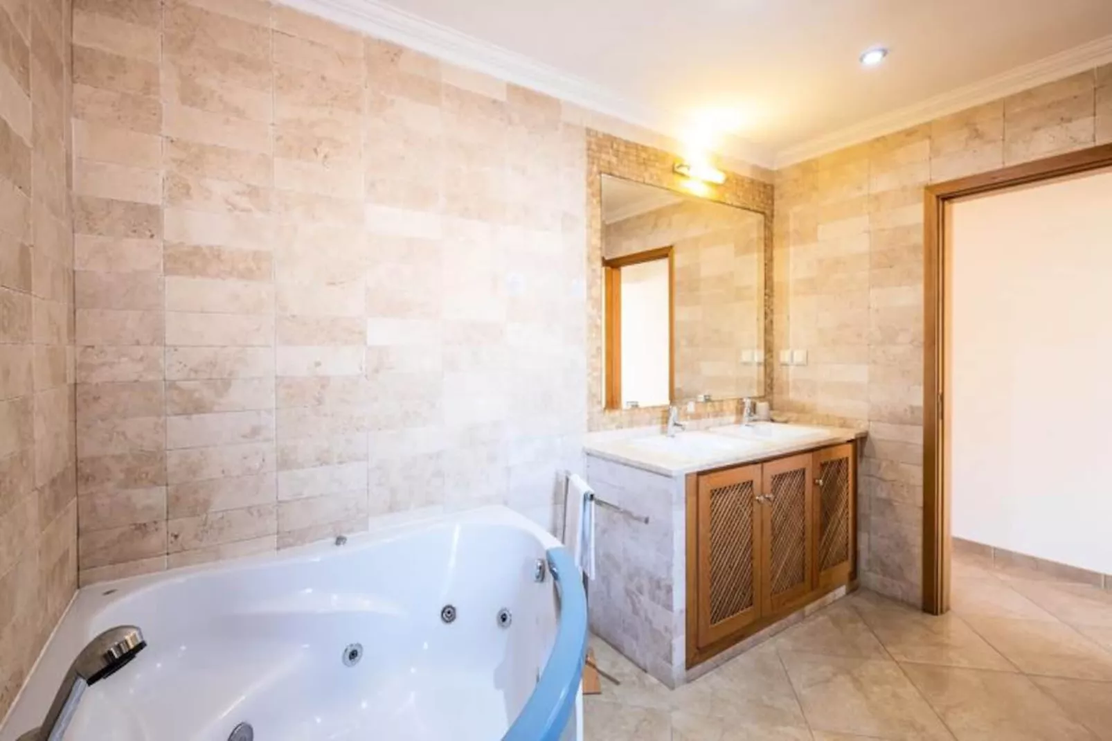 Maison à Guia-Niet-getagd