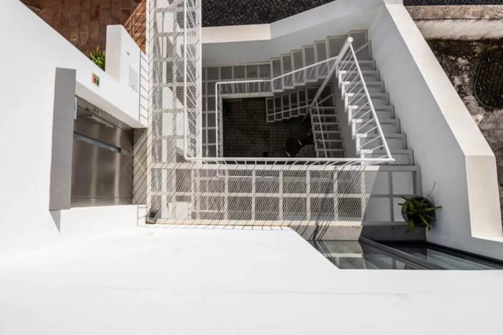 Perdiz Do Mar  - Armona-Niet-getagd