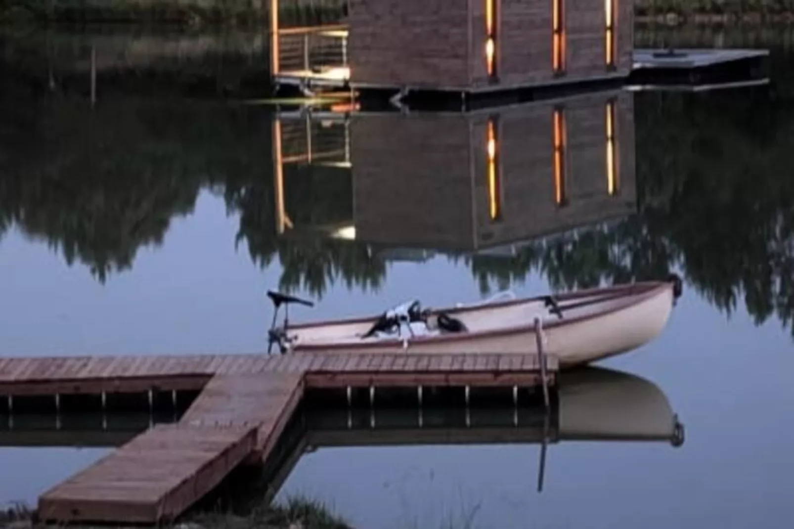 Lodge Sur L'eau En Dordogne-Niet-getagd