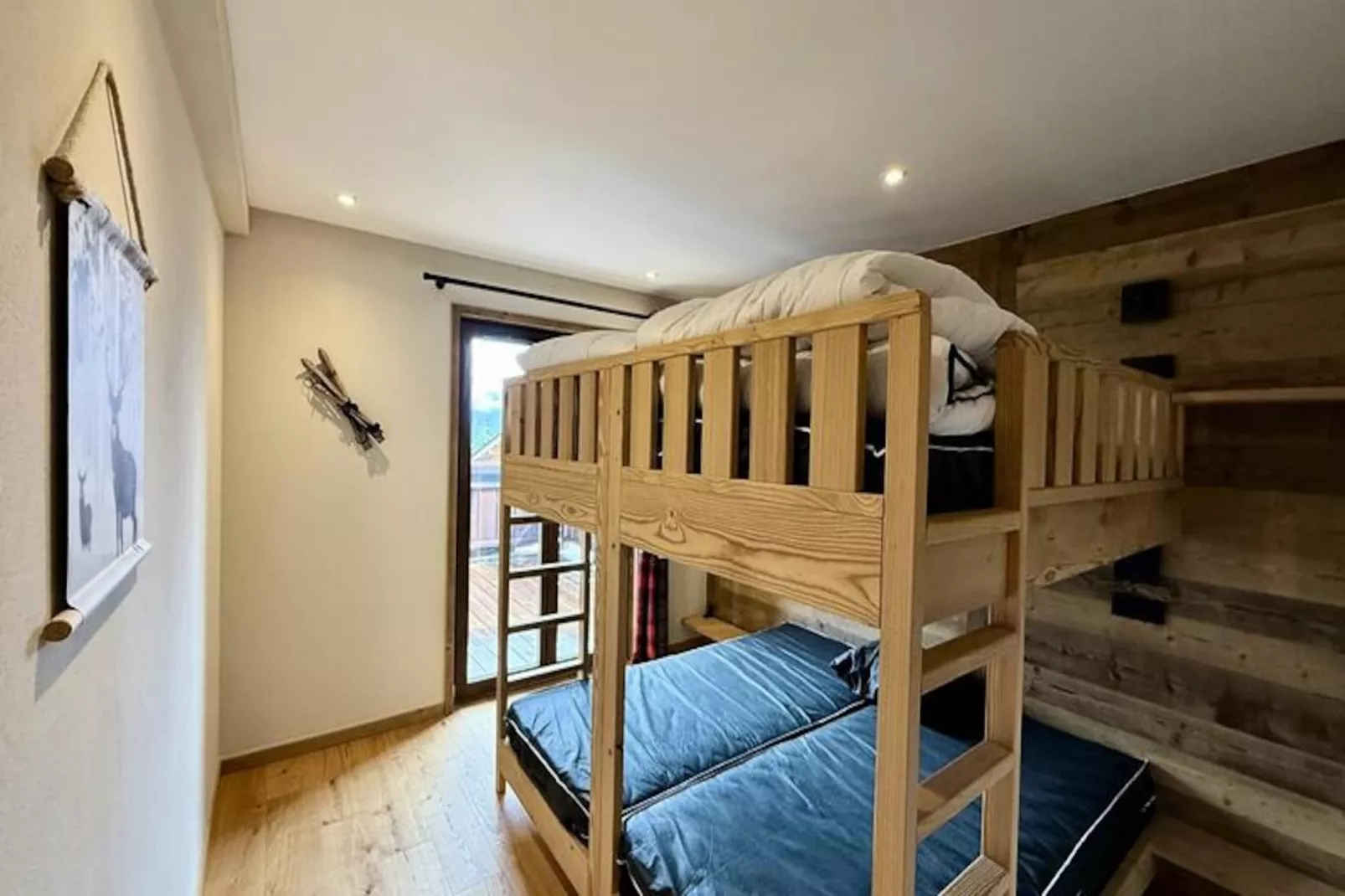 Résidence Complexe Aiguilles-Niet-getagd