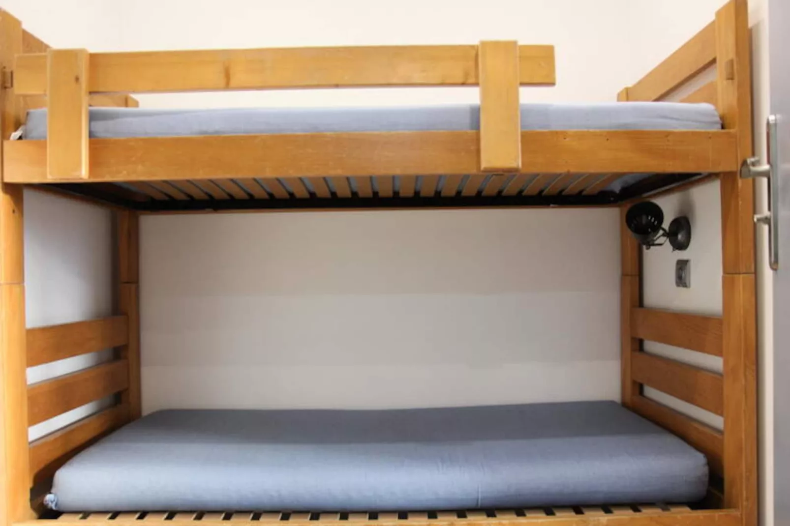 Résidence Neves-Niet-getagd