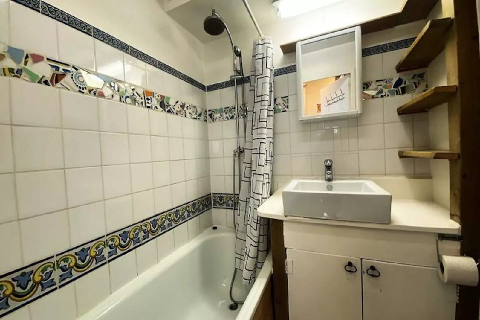 Résidence Neves-Niet-getagd