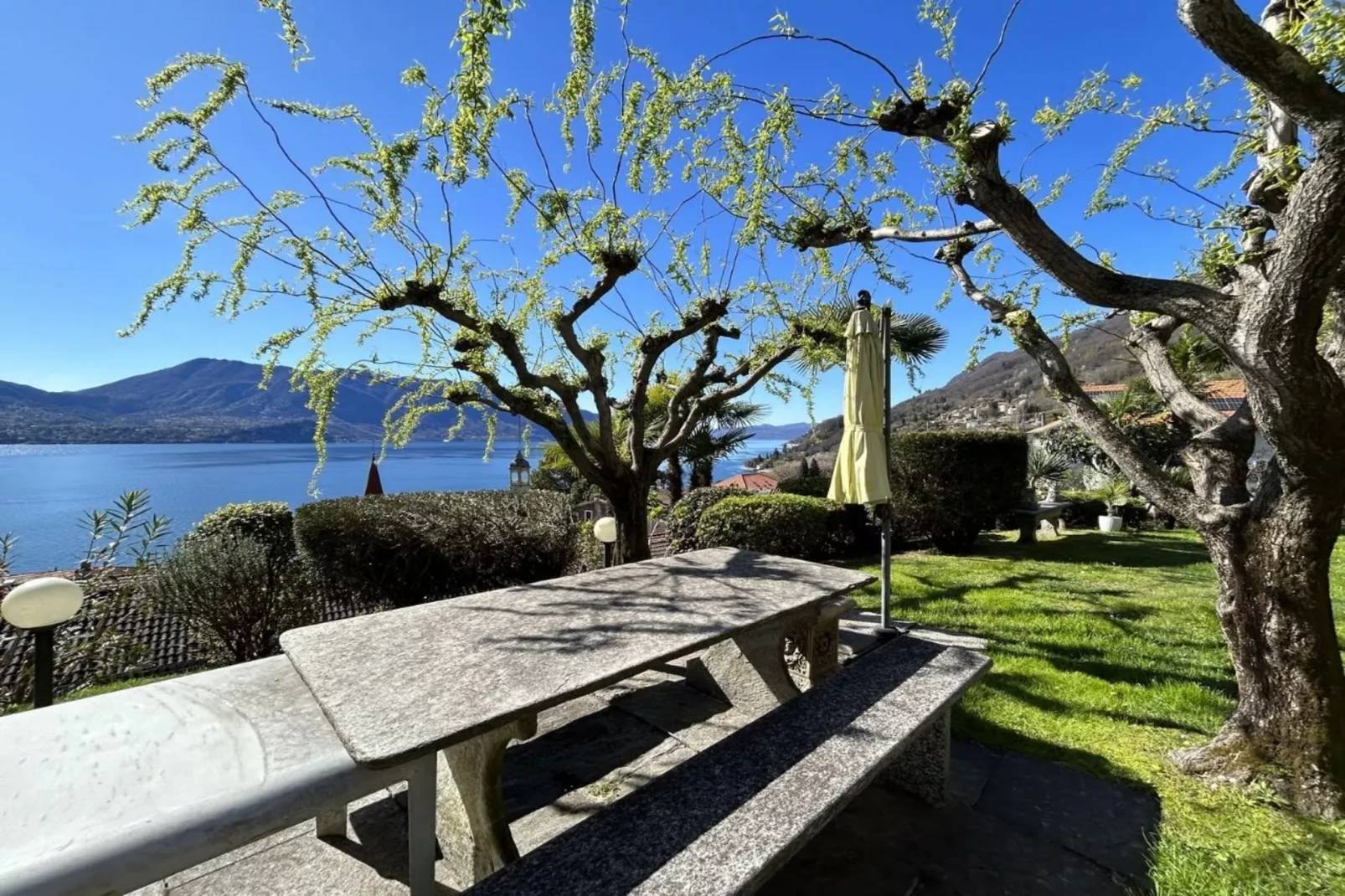 Villa Gonte Sei-Terrasbalkon