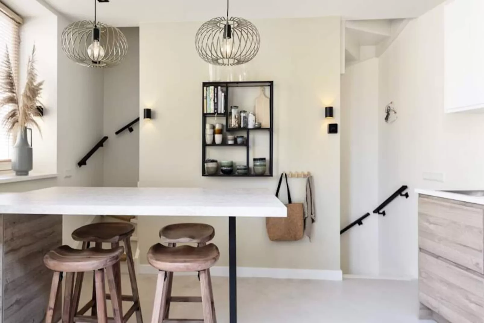 The Modern Burrow-Niet-getagd