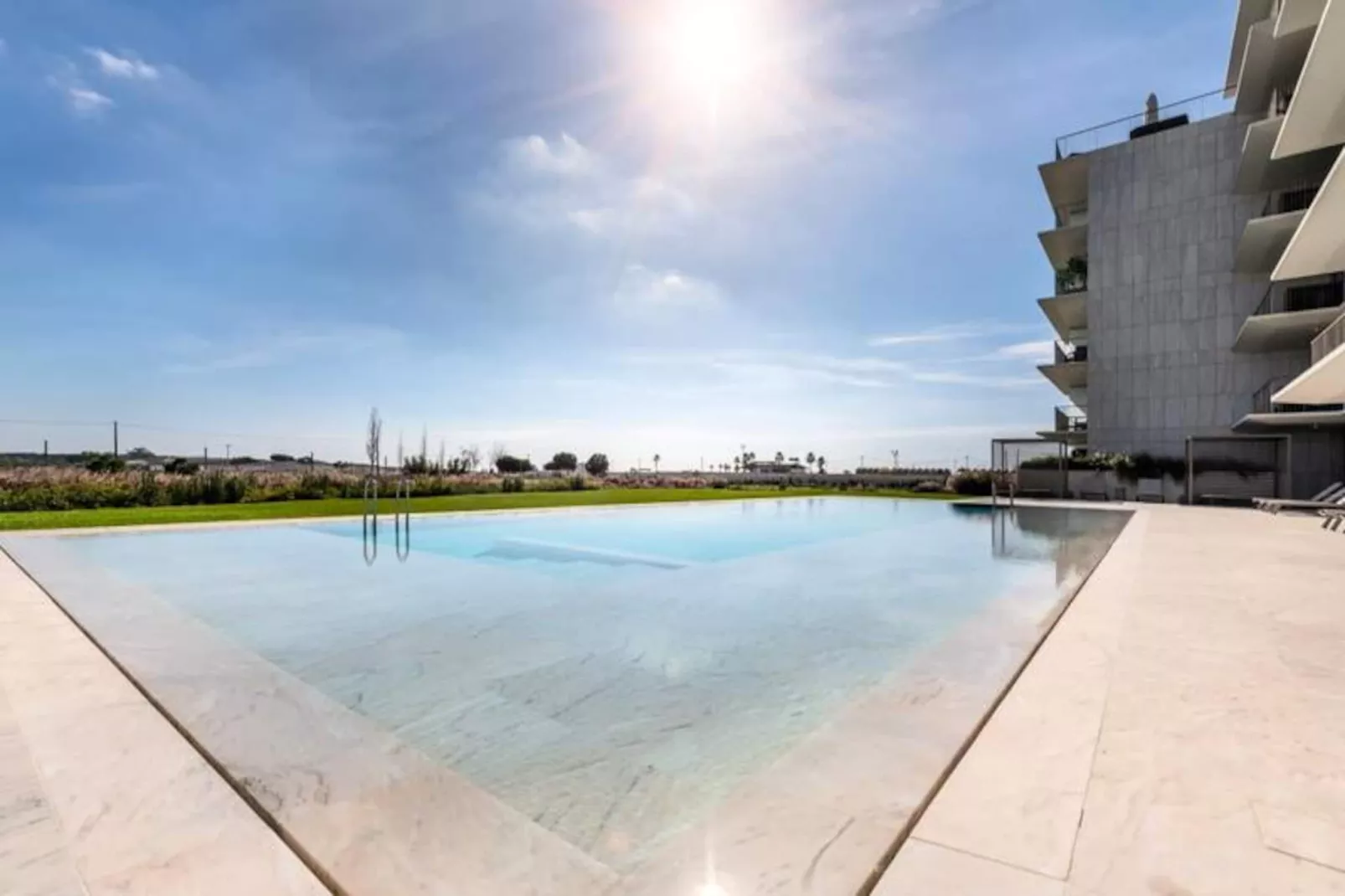 Bayline - Dinas Apartment-Niet-getagd