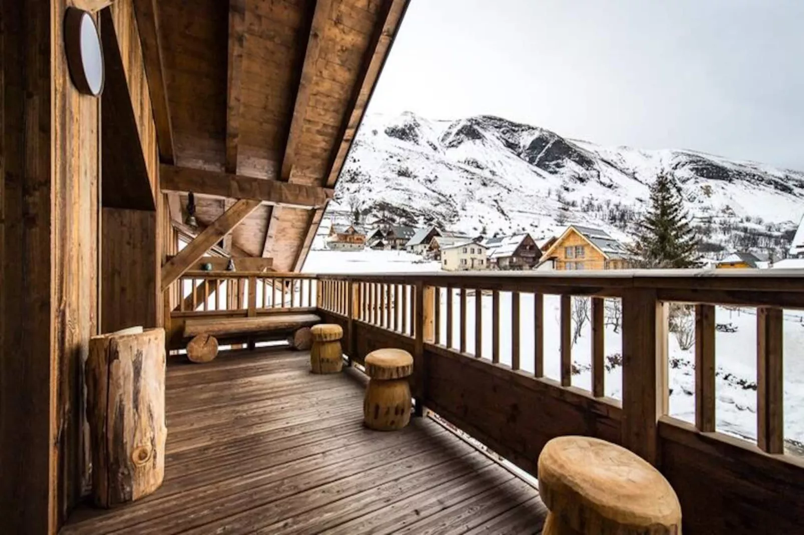 Résidence Les Aiguilles-Niet-getagd