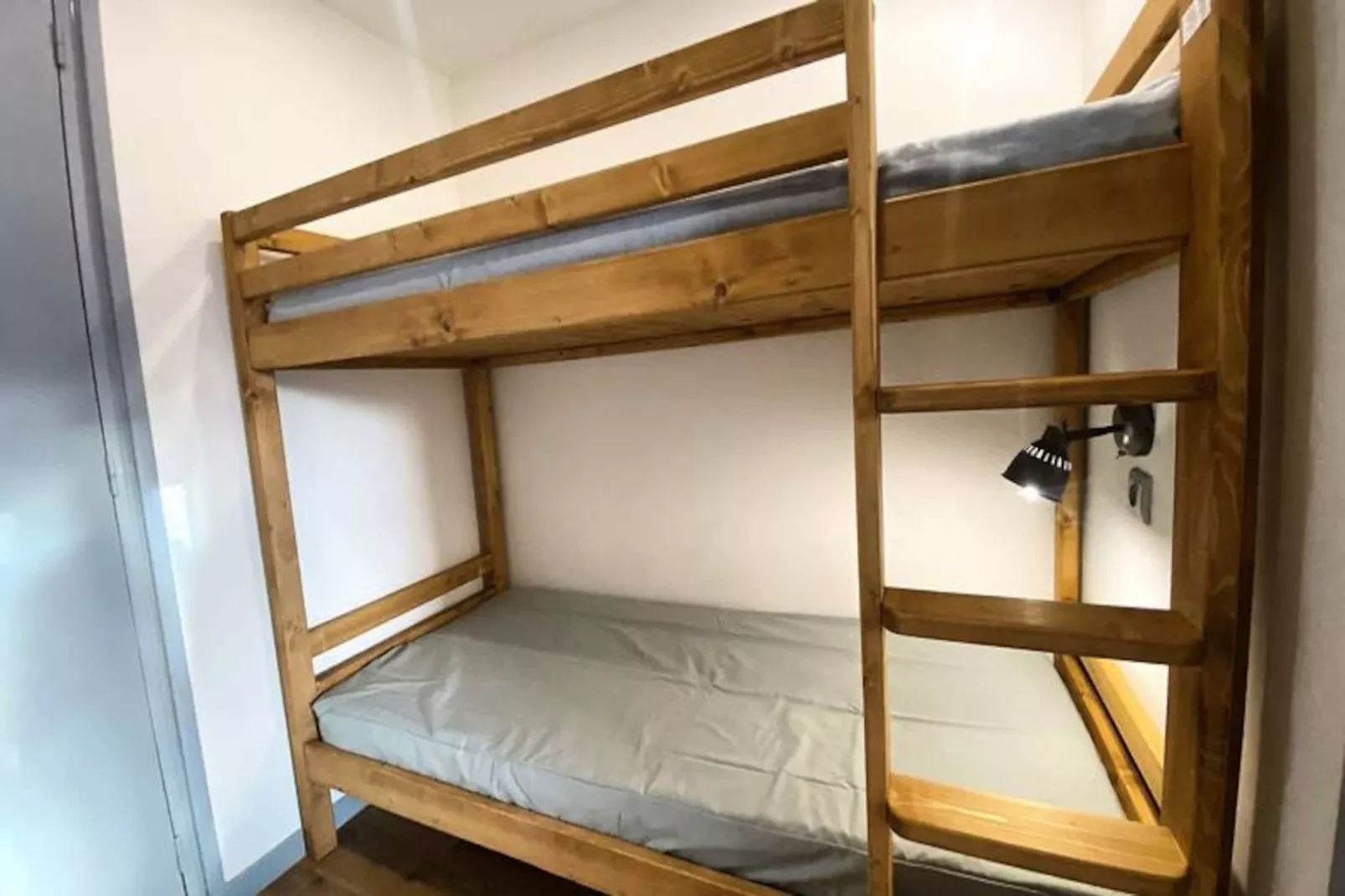 Résidence Neves-Niet-getagd