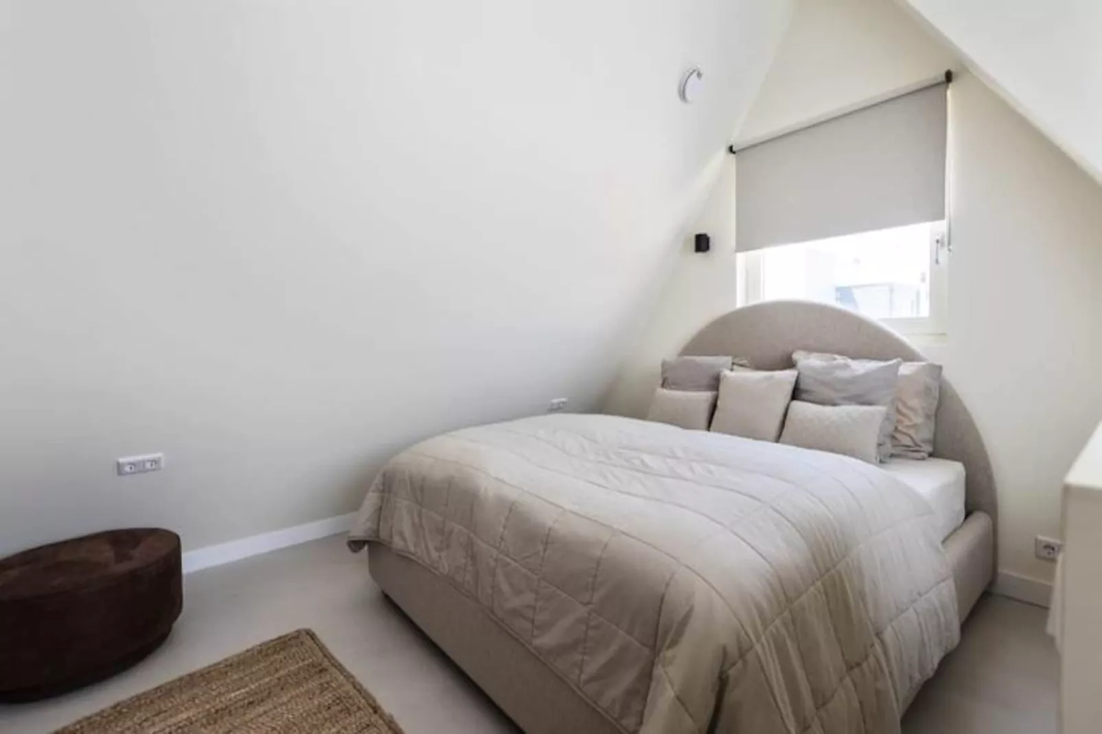 The Modern Burrow-Niet-getagd