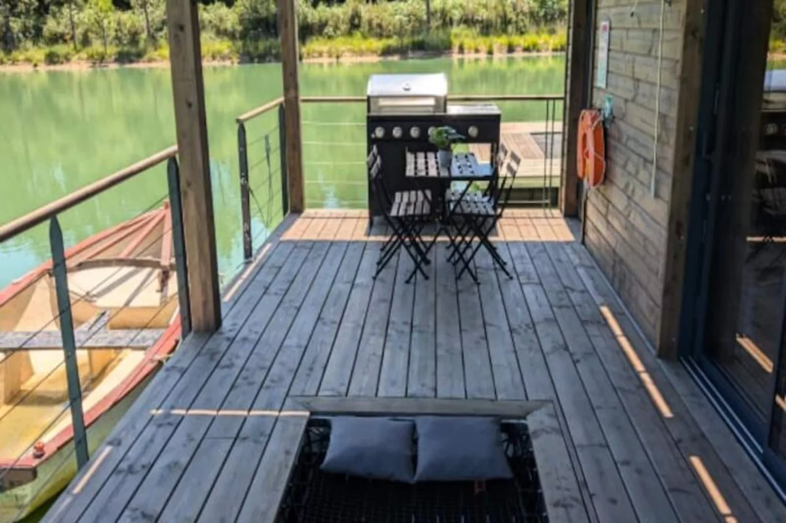 Lodge Sur L'eau En Dordogne-Niet-getagd