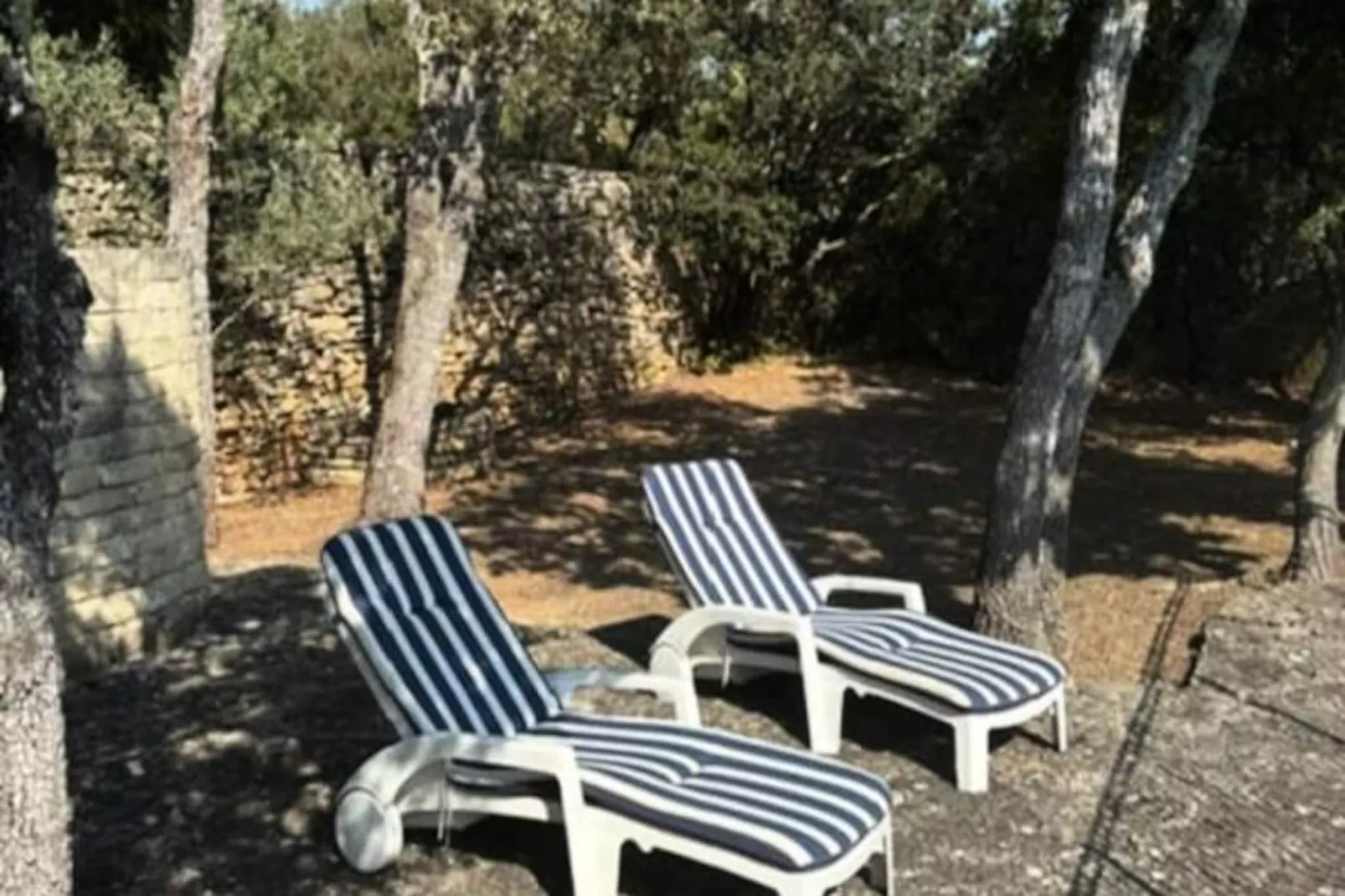 "les Campanettes" : Superbe Mas En Provence-Niet-getagd