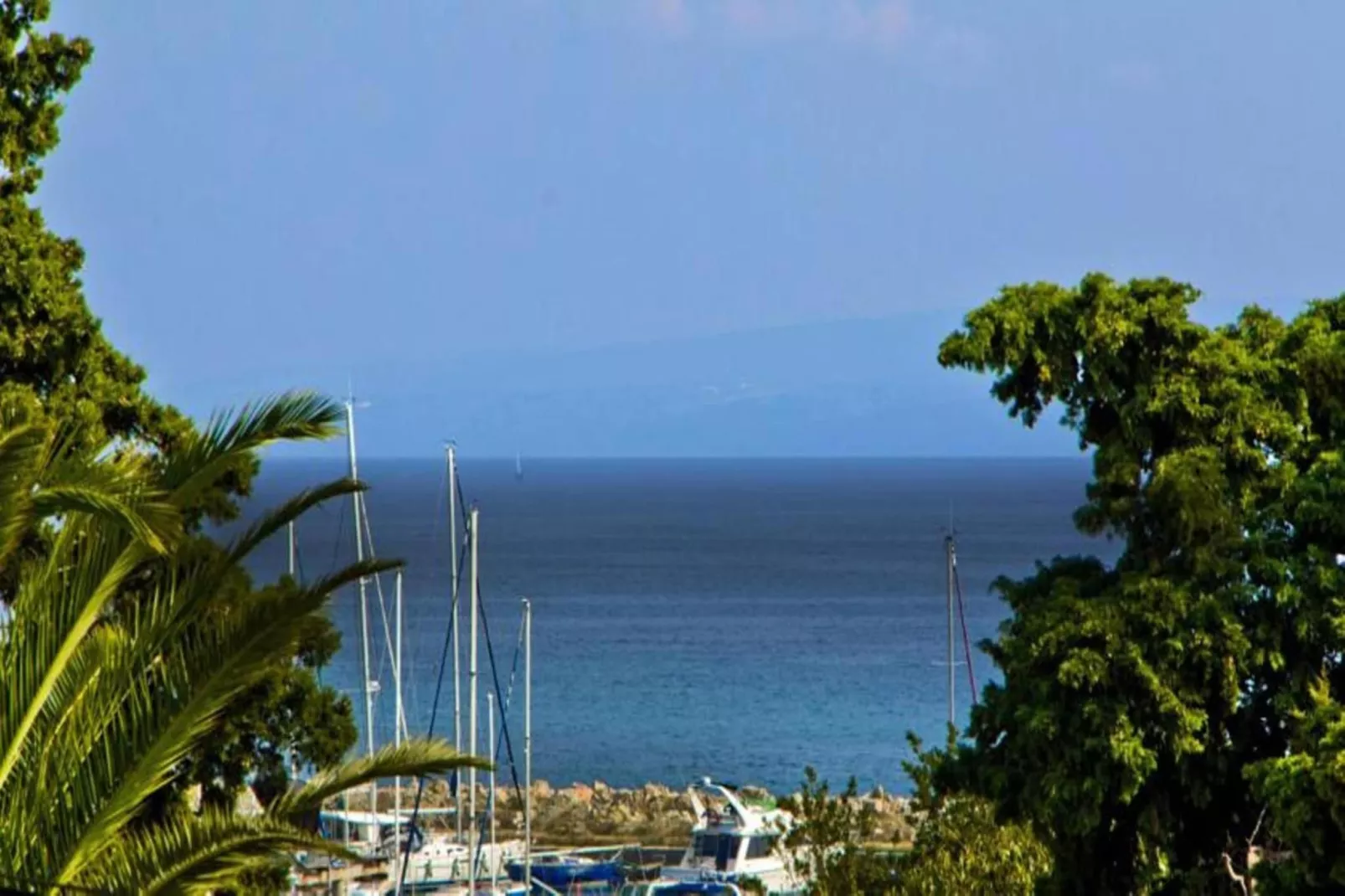 Hektorovic place-Uitzicht zomer