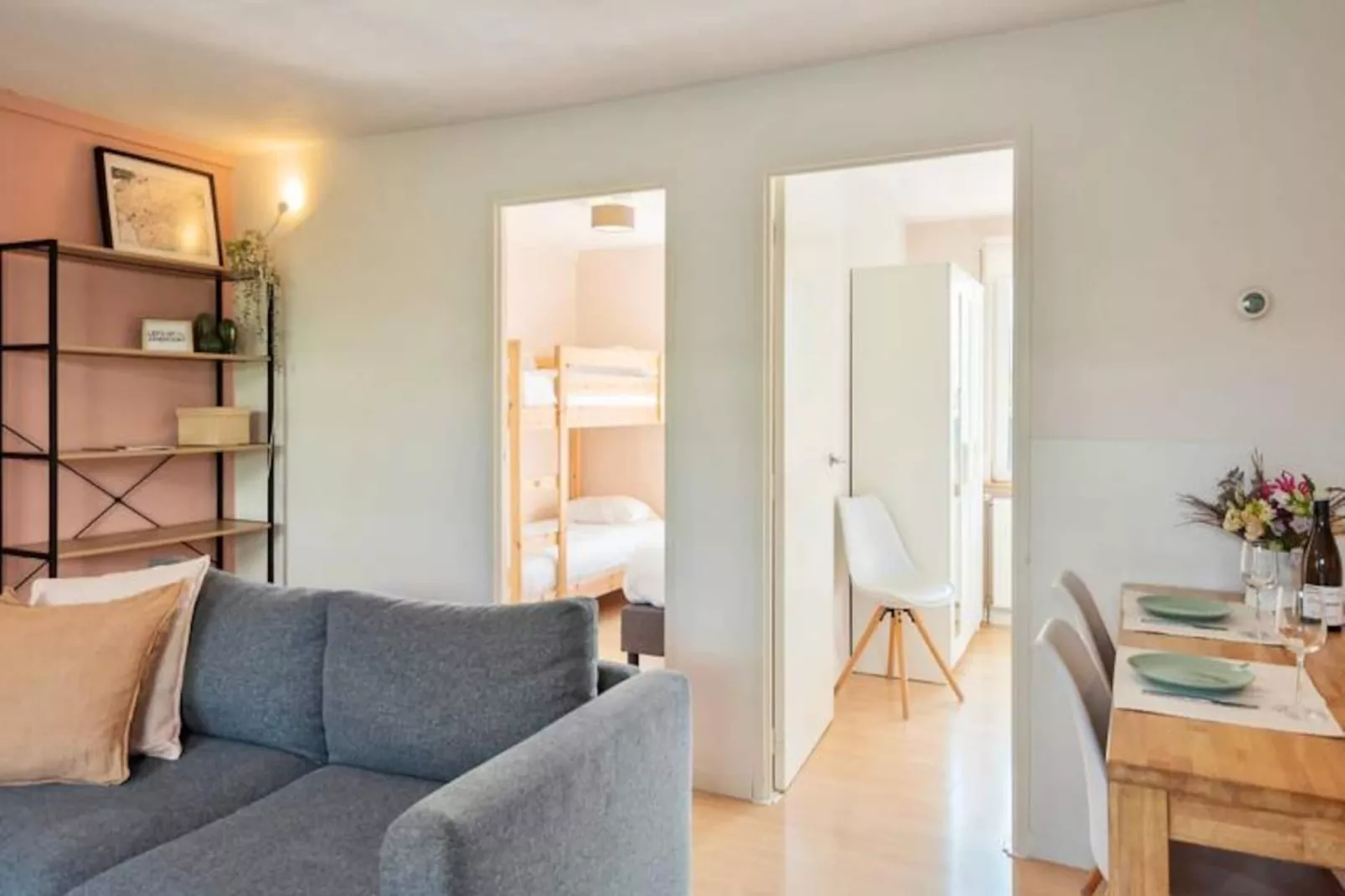 Agr&eacute;able Maison Familiale (parking Gratuit)-Niet-getagd