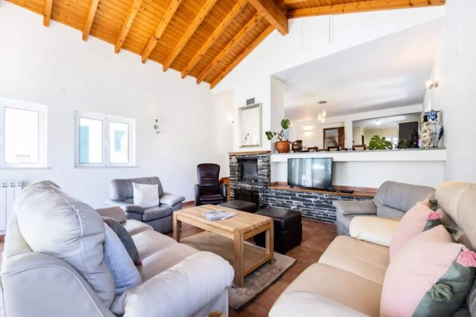 Casa May-Niet-getagd