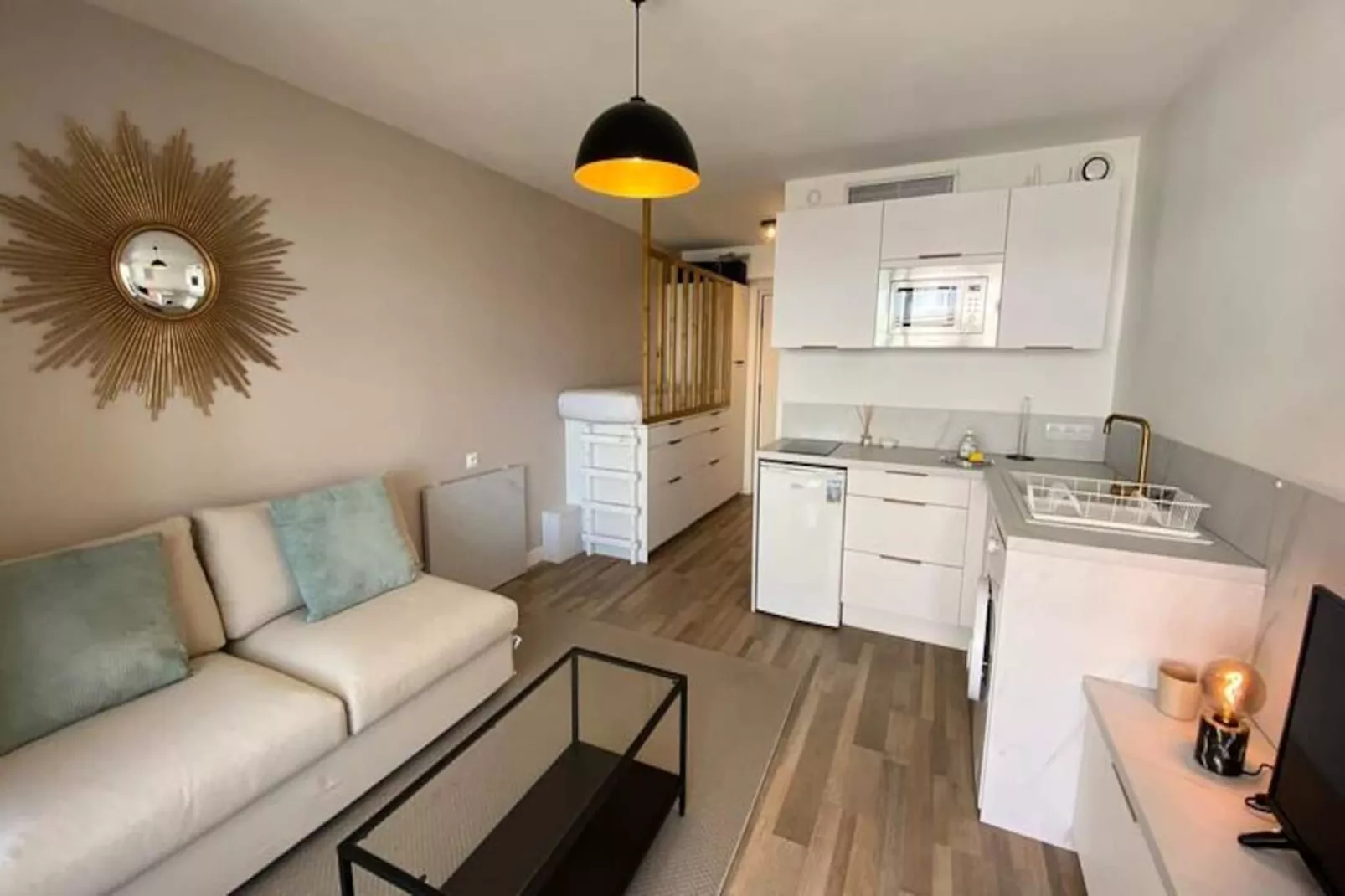 06ai - Beau Studio Rénové - Vue Mer Et Piscine-Niet-getagd