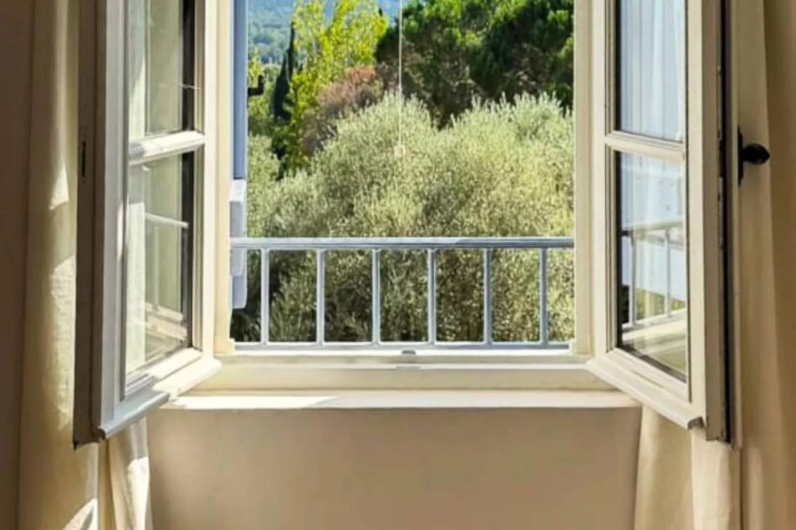 Authentique Mas Proven&ccedil;al Avec Piscine Et 2 Chambres &ndash; C&ocirc;te D&rsquo;azur-Niet-getagd