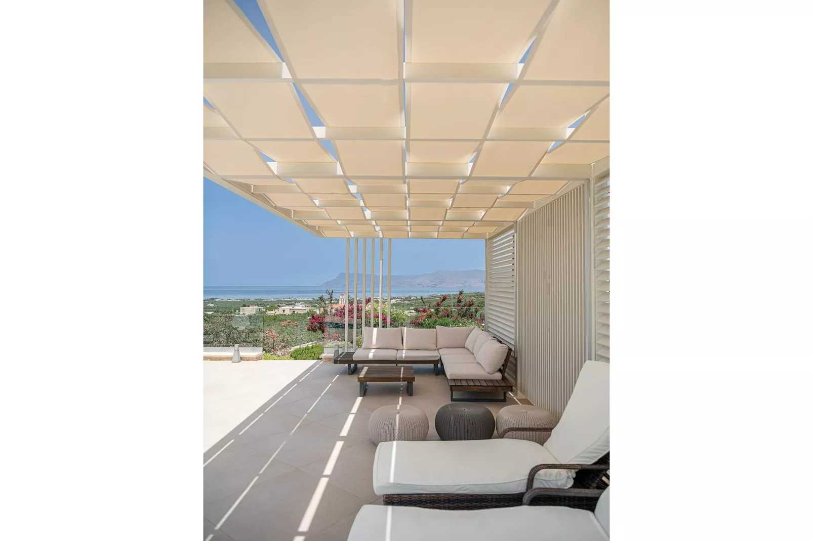 Villa Aloni 6prs-Terrasbalkon