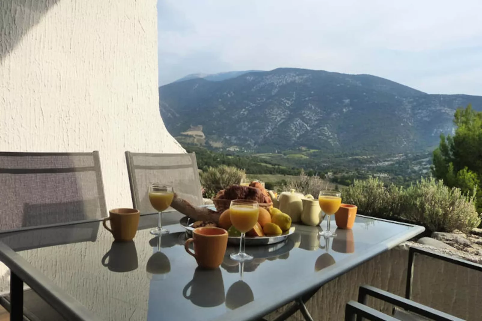 Studio à Mollans sur Ouvèze-Niet-getagd