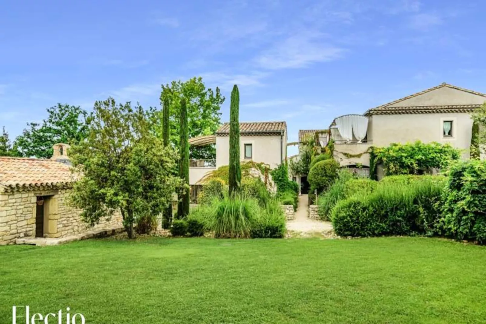 Loggia 5 Rosier | R&eacute;sidence Les Petitons-Niet-getagd