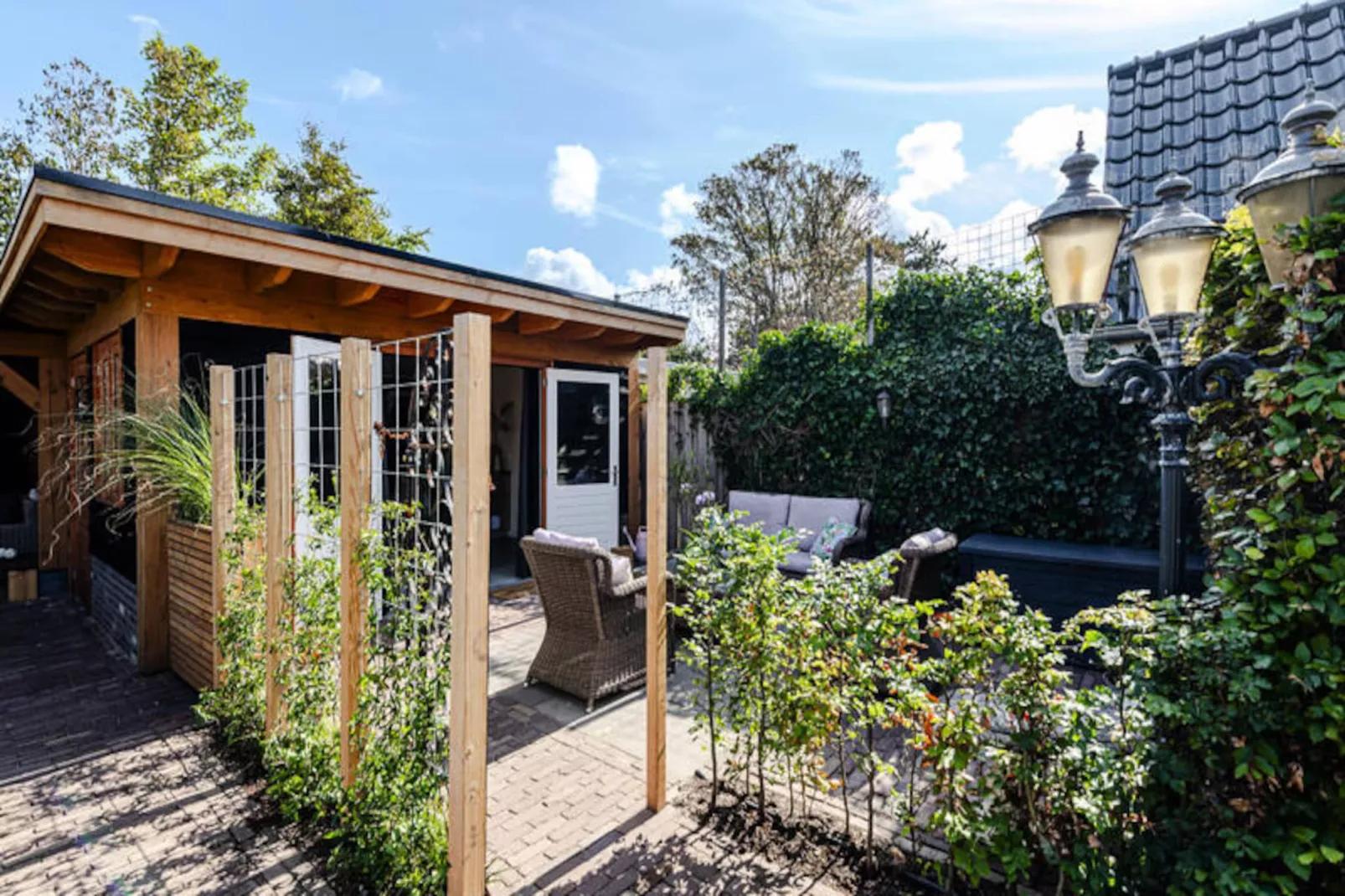 Bed And Beach-Niet-getagd