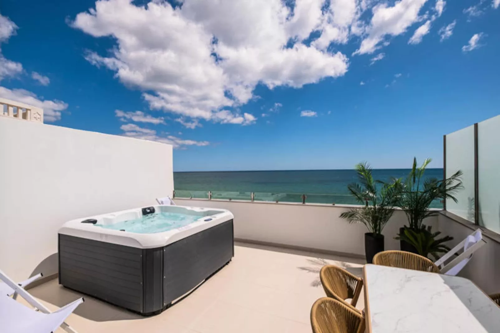 Appartements à Armaçao de Pera-Niet-getagd