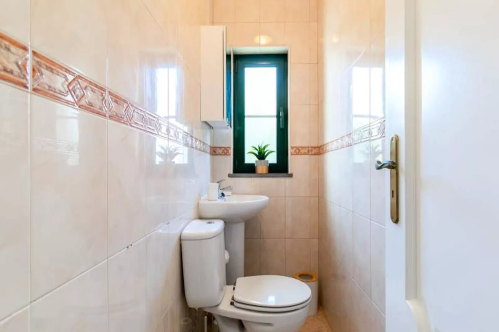 Casa Verde - Traditional Townhouse-Niet-getagd