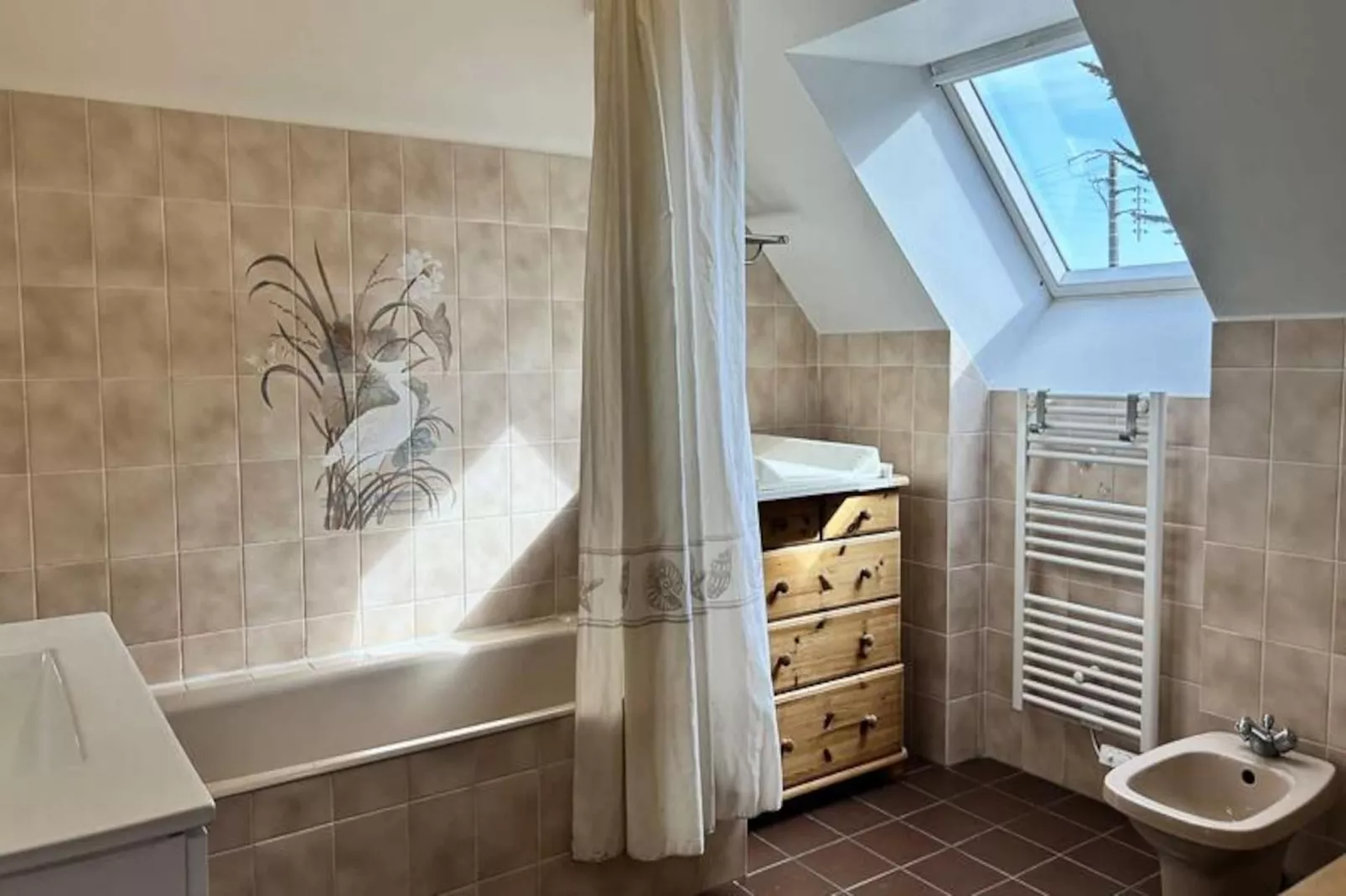 Résidence Les Hôpitaux-Niet-getagd