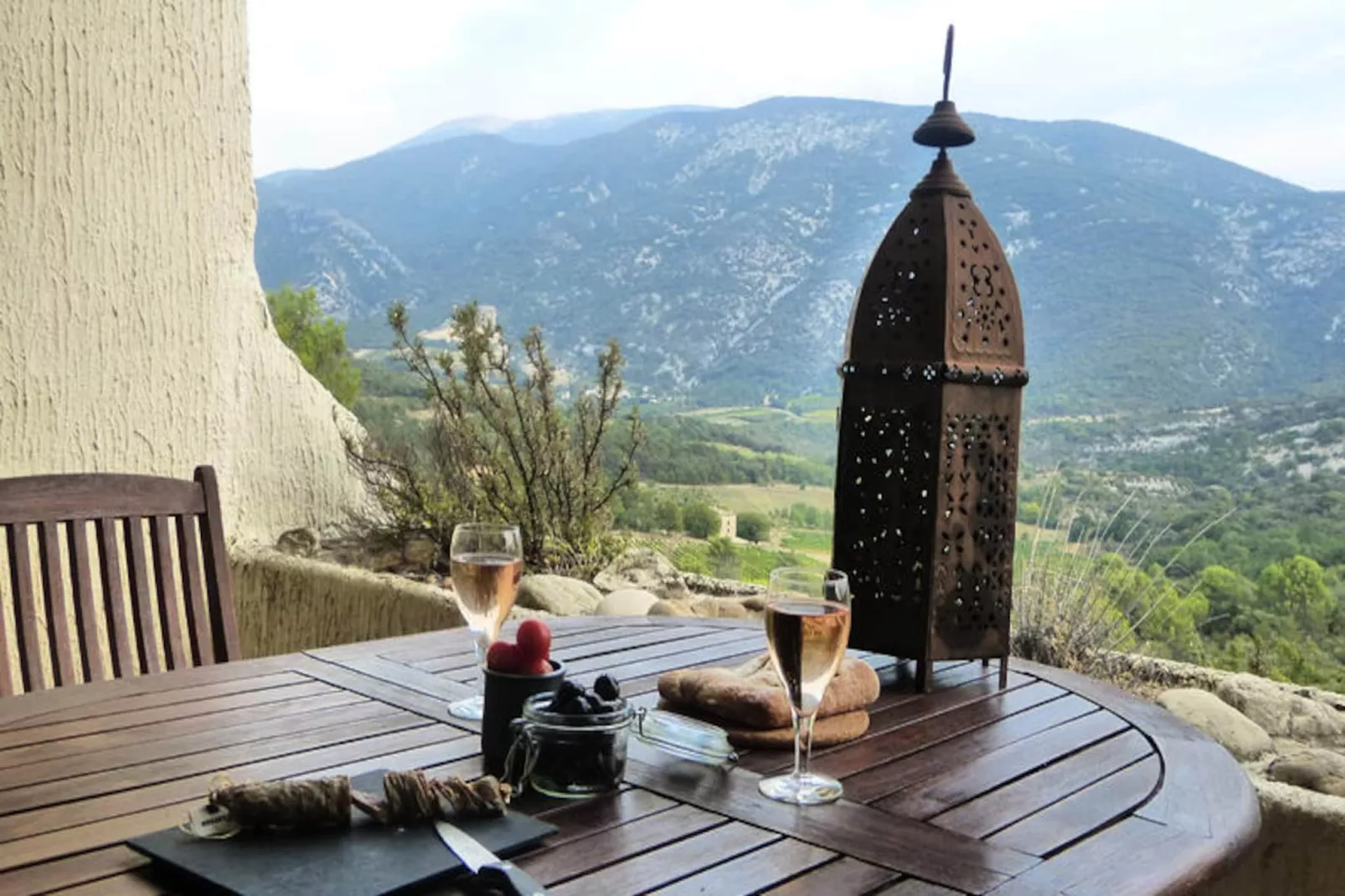 Studio à Mollans sur Ouvèze-Niet-getagd