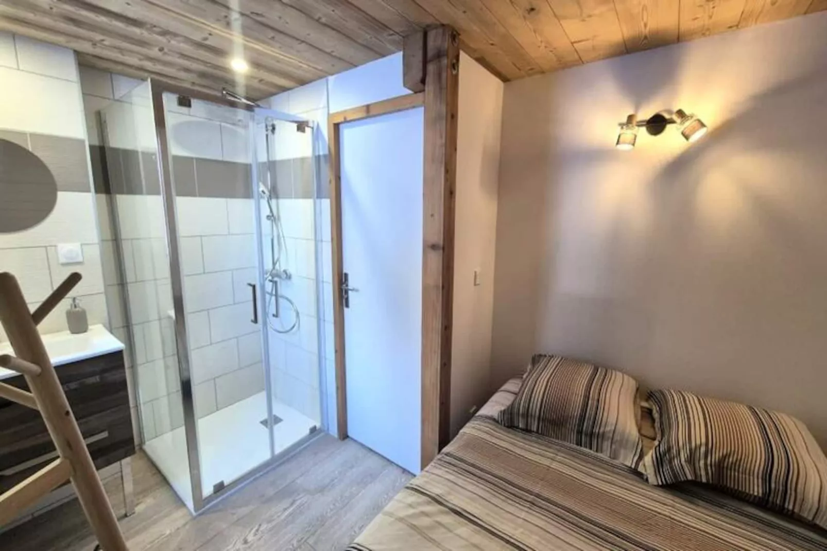 Nouveau ! Magnifique Chalet Nordique à La Féclaz - Idéal Pour 6 Personnes-Niet-getagd